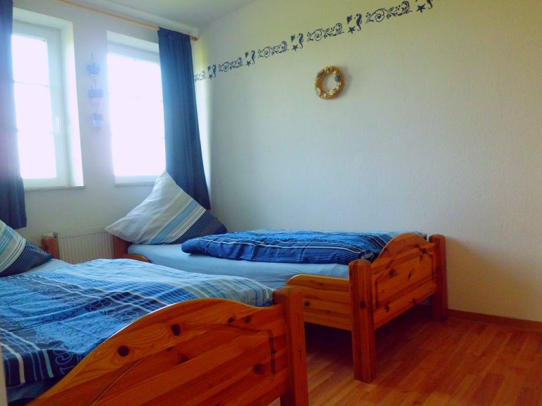Schlafzimmer der Ferienwohnung 3 im Ferienhaus Eckeberg
