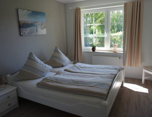 Schlafzimmer der Ferienwohnung 1 im Ferienhaus Eckeberg